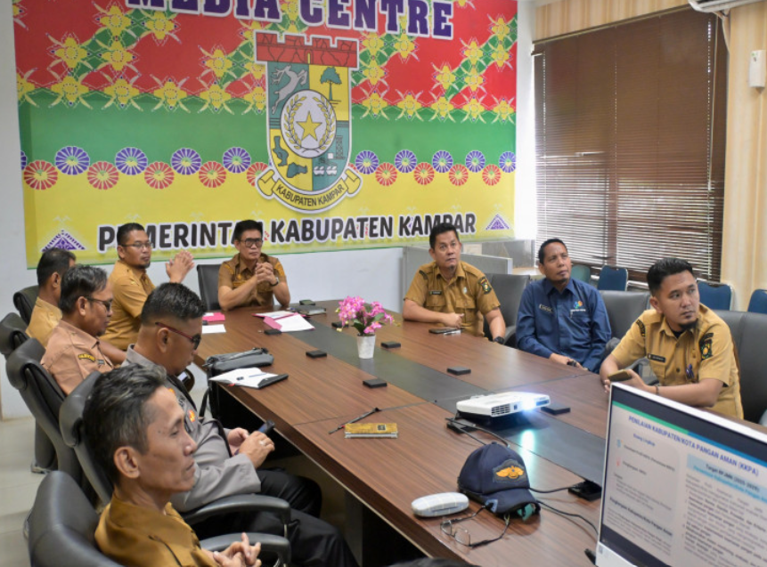 Pemerintah Kabupaten Kampar Ikuti Rakor Pengendalian Inflasi dan Evaluasi Program Strategis Nasional Bersama Mendagri