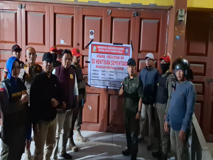 Meresahkan! Empat Warung Remang-Remang di Siak Hulu Digerebek dan Ditutup Satpol PP Kampar