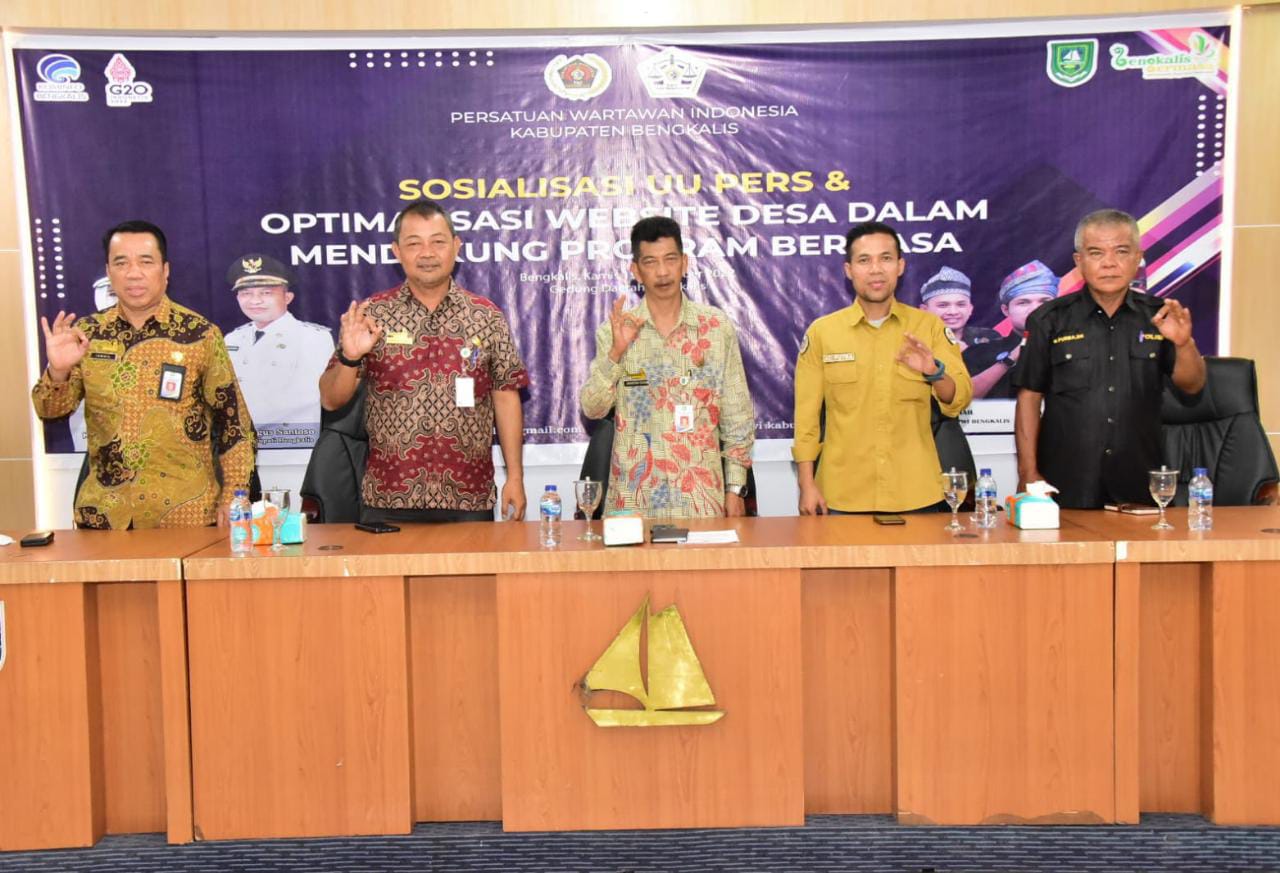 Buka Sosialisasi Undang-undang Pers, Bupati Bengkalis Harapkan Dukung Program Bermasa