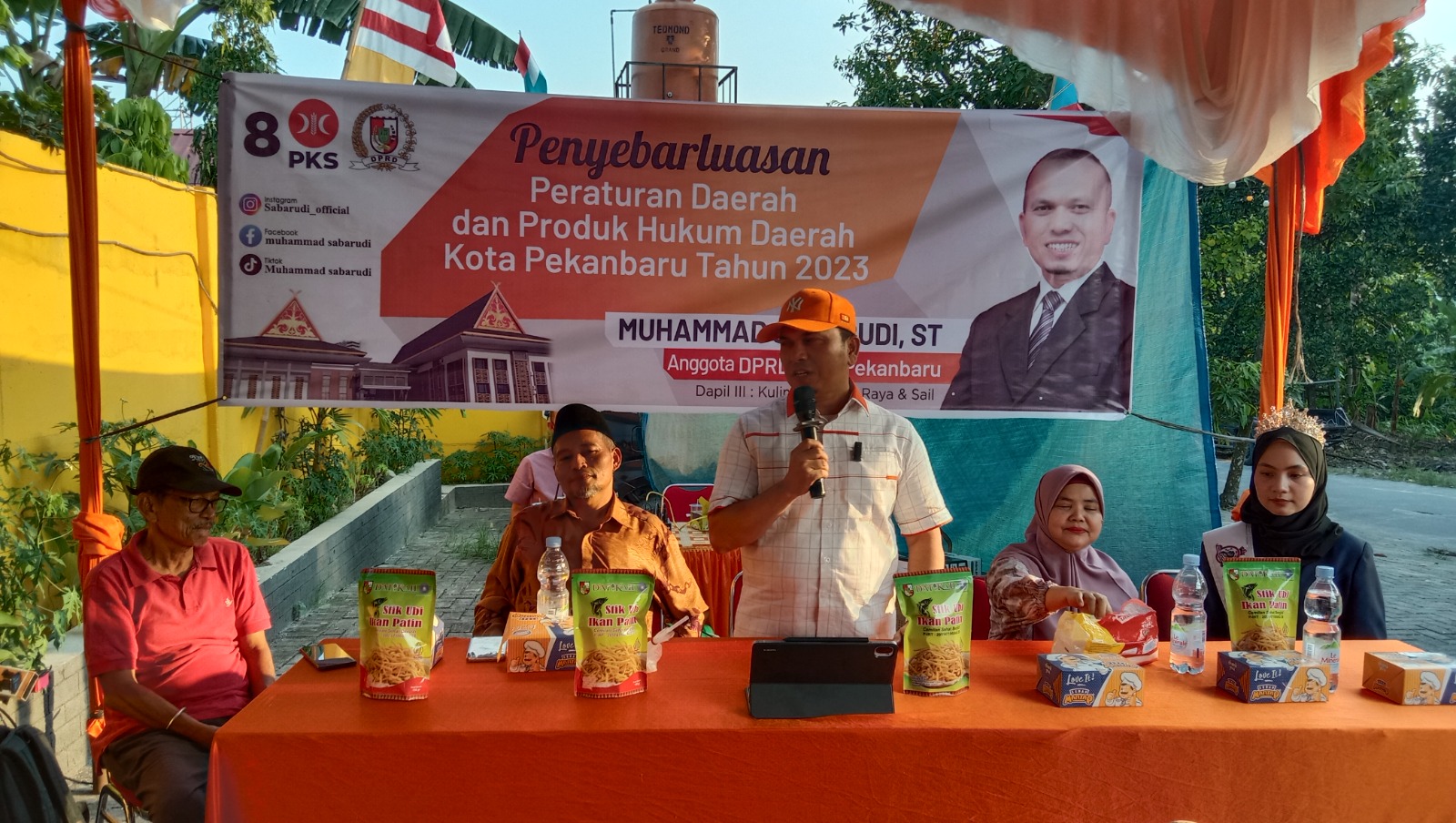 Sabarudi Laksanakan Penyebar Luasan Perda di Jalan Kenanga RT 01 RW 02 Kulim