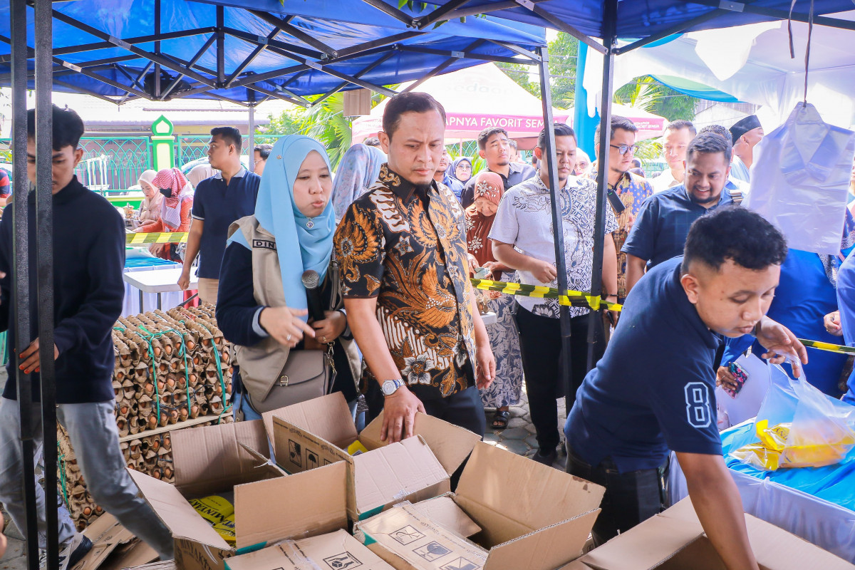 DKP Pekanbaru Gelar Pasar Murah di Halaman Masjid Al-Muhajirin Rumbai