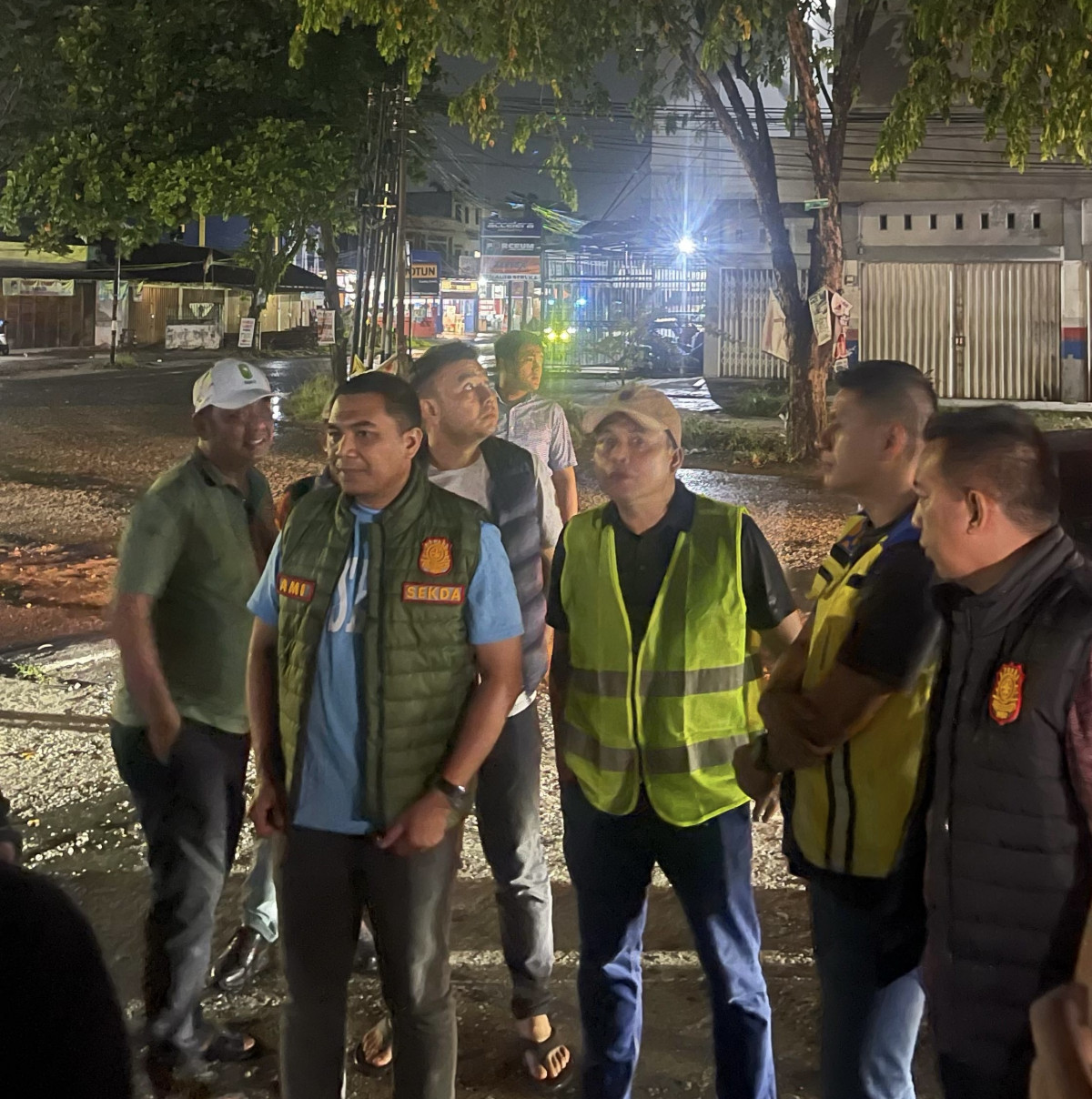 Pemko Pekanbaru Segera Tertibkan Kabel FO yang Semrawut