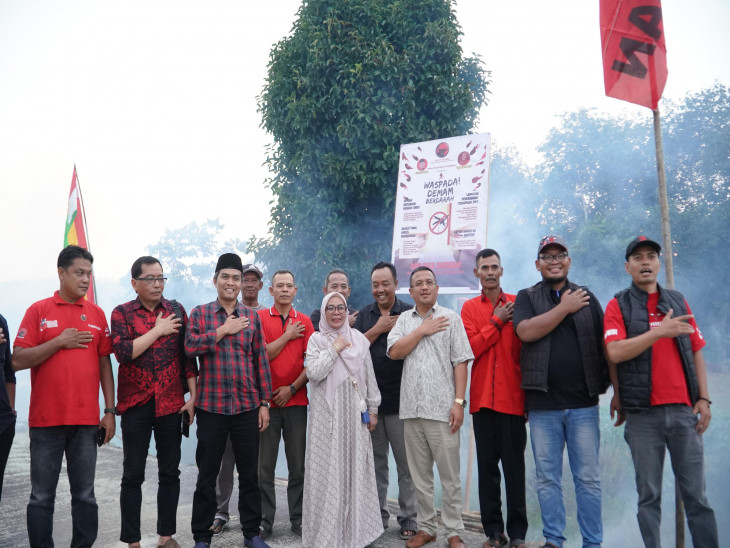 Hadiri Bakti Sosial Dan Fogging, Wakil Bupati Kampar Katakan Pemerintah Kab. Kampar Komit Menjaga Kesehatan Masyarakat