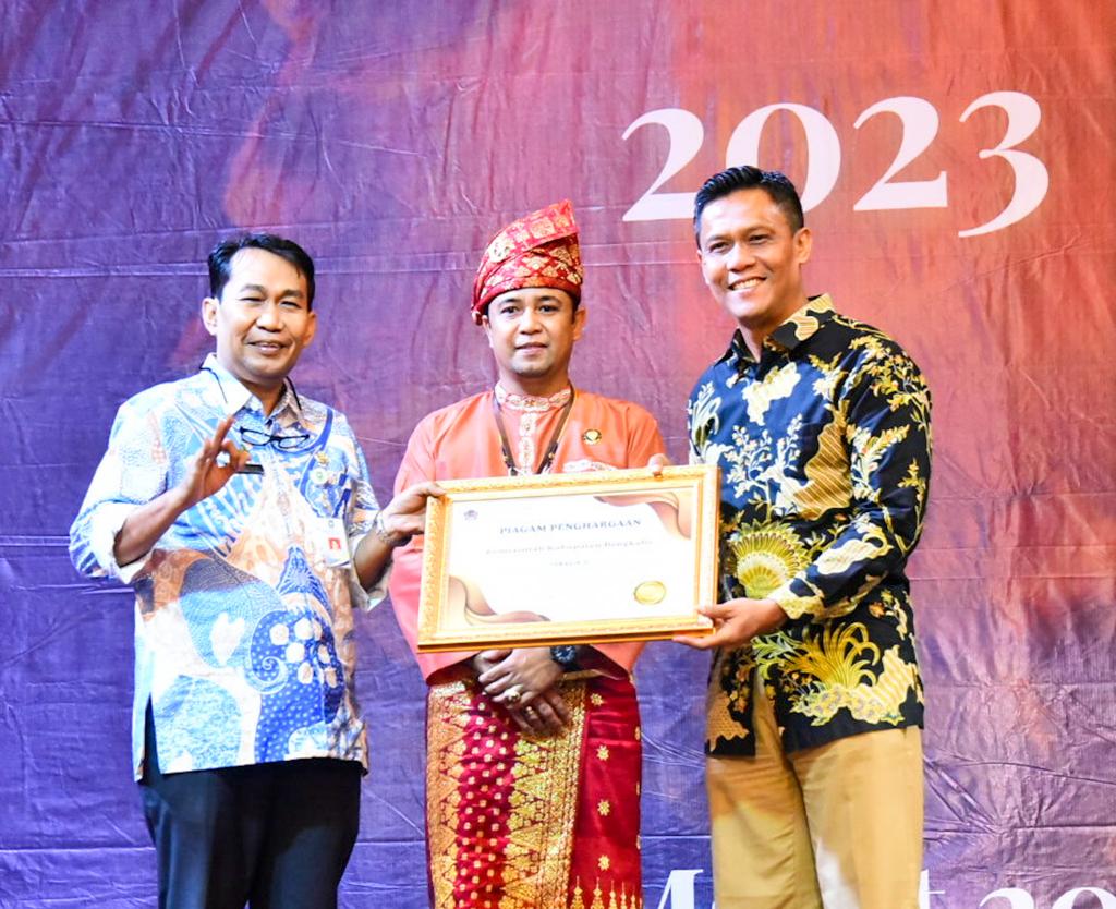 Lagi-lagi Pemkab Bengkalis Terima Penghargaan, Pada Ajang Seroja Award 2023